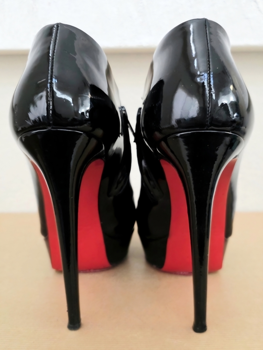 Authentic Christian Louboutin Black Patent Leather Ankle Boots Booties EU 39 - Picture 8 of 14